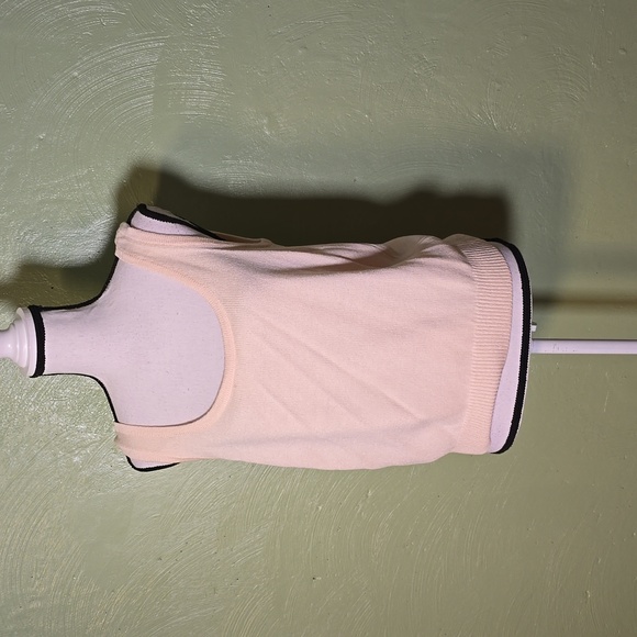 St. John basics tank cream size med - Picture 1 of 6